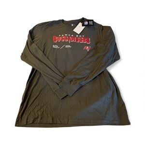 NWT Tampa Bay Buccaneers Pewter Long Sleeved Shirt